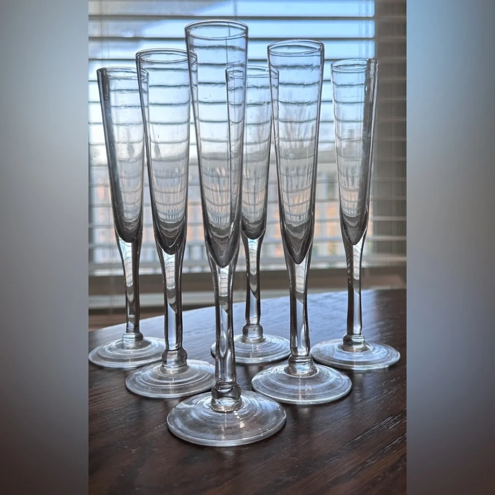 Vintage MCM Tall Slender Cordial Champagne Flute Glasses Set of 6   7” tall